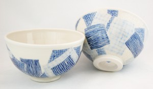 blue patch bowl pair