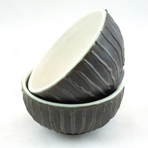 small black bowls with lines and white liner 00283